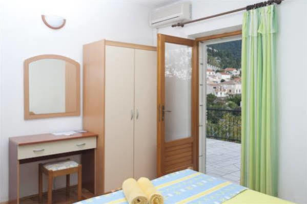 Apartments Olive Tree Hvar Town Exterior foto
